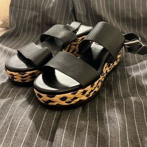 Vince Camuto Black and Tan Espadrille Sandals